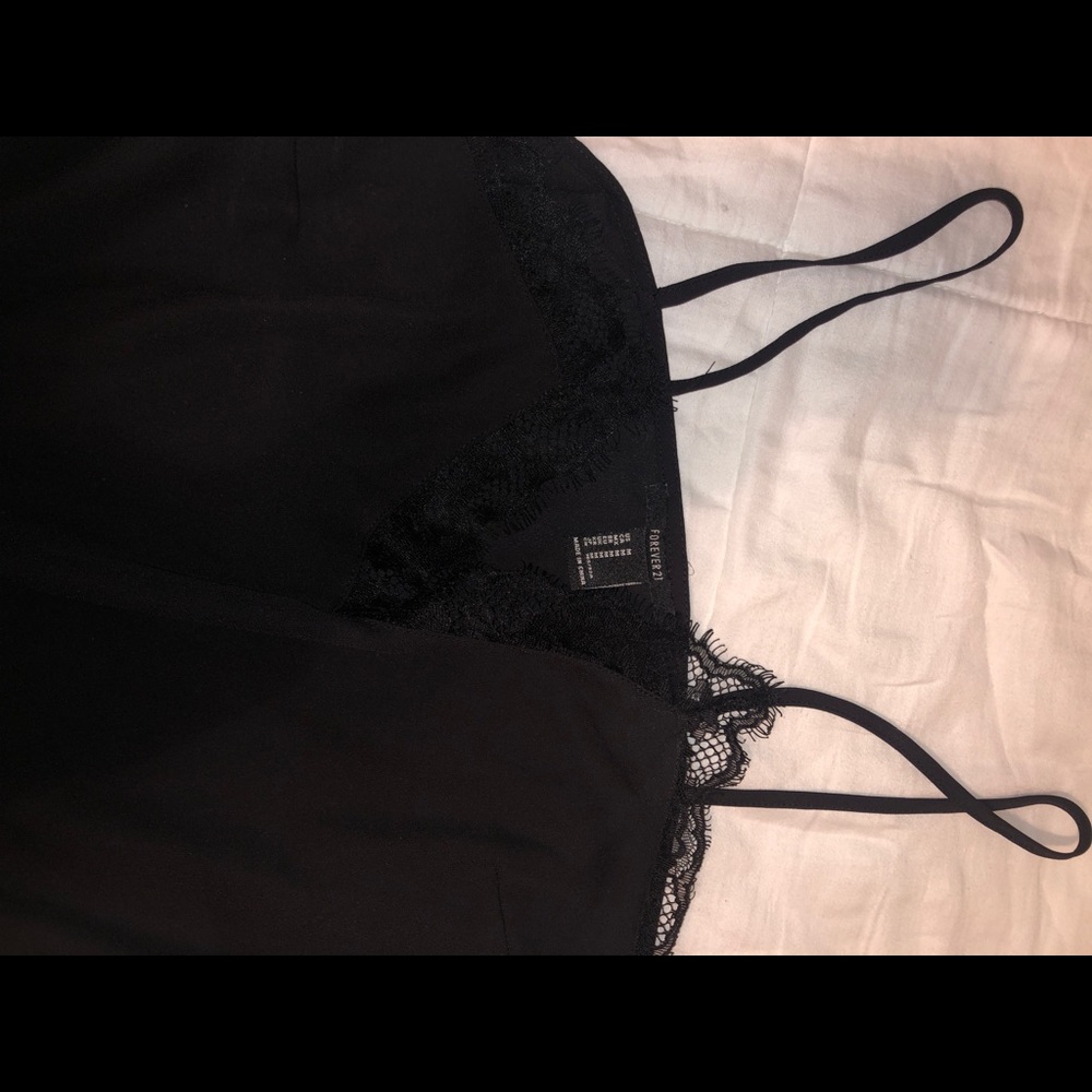 Top - Picture 2 of 2